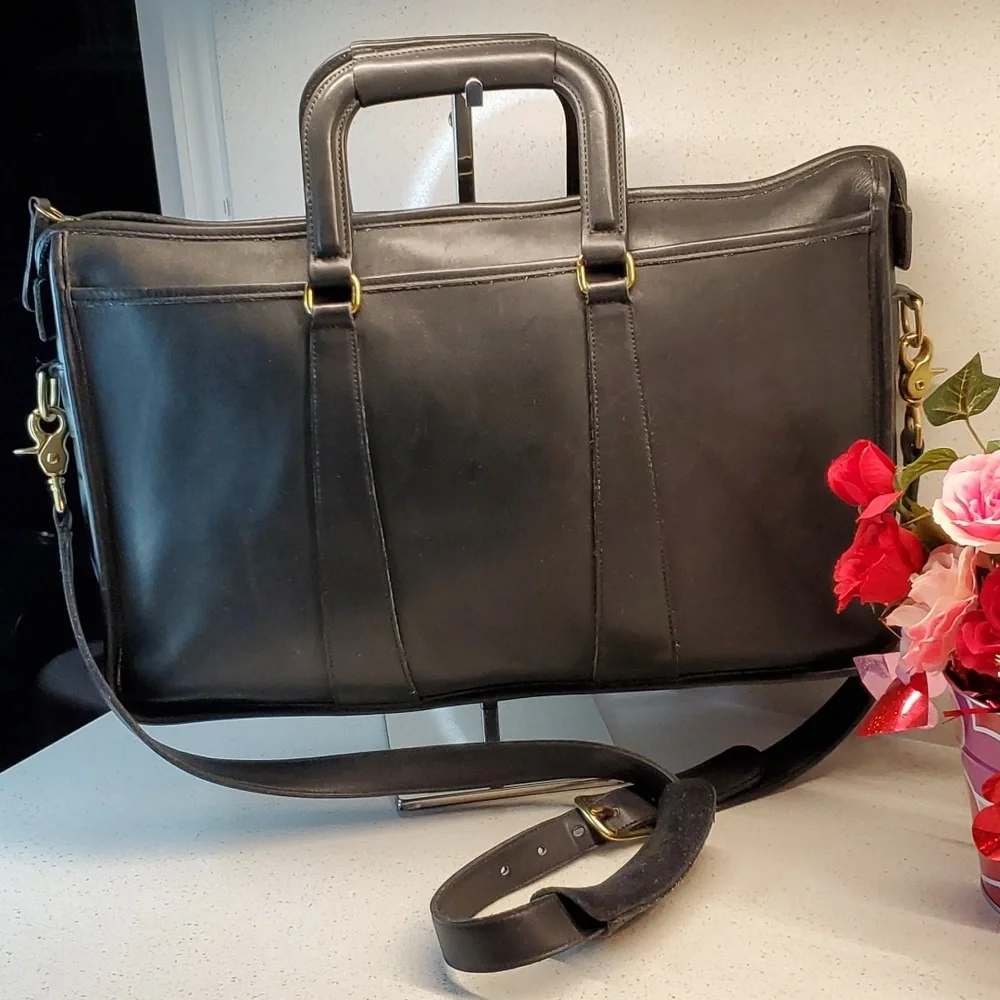 USA 🇺🇸 Vintage COACH Briefcase/Messenger leather bag (Unisex)